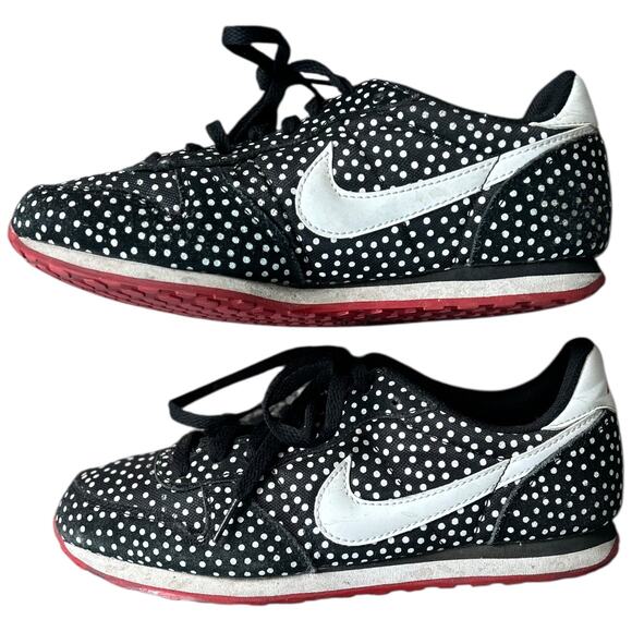 EUC Nike Genicco Black and White Suede Polkadot Dotted Sneakers Size Women's 8 - Picture 4 of 10